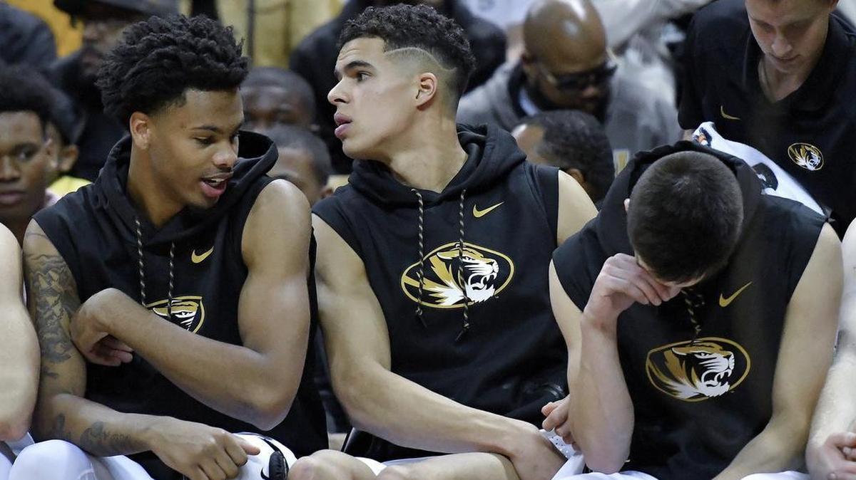 Missouri Tigers forward Michael Porter Jr. (holding an ice pack on his hip during the season opener against Iowa State on November 10) won’t be at Monday’s game vs. Emporia State.