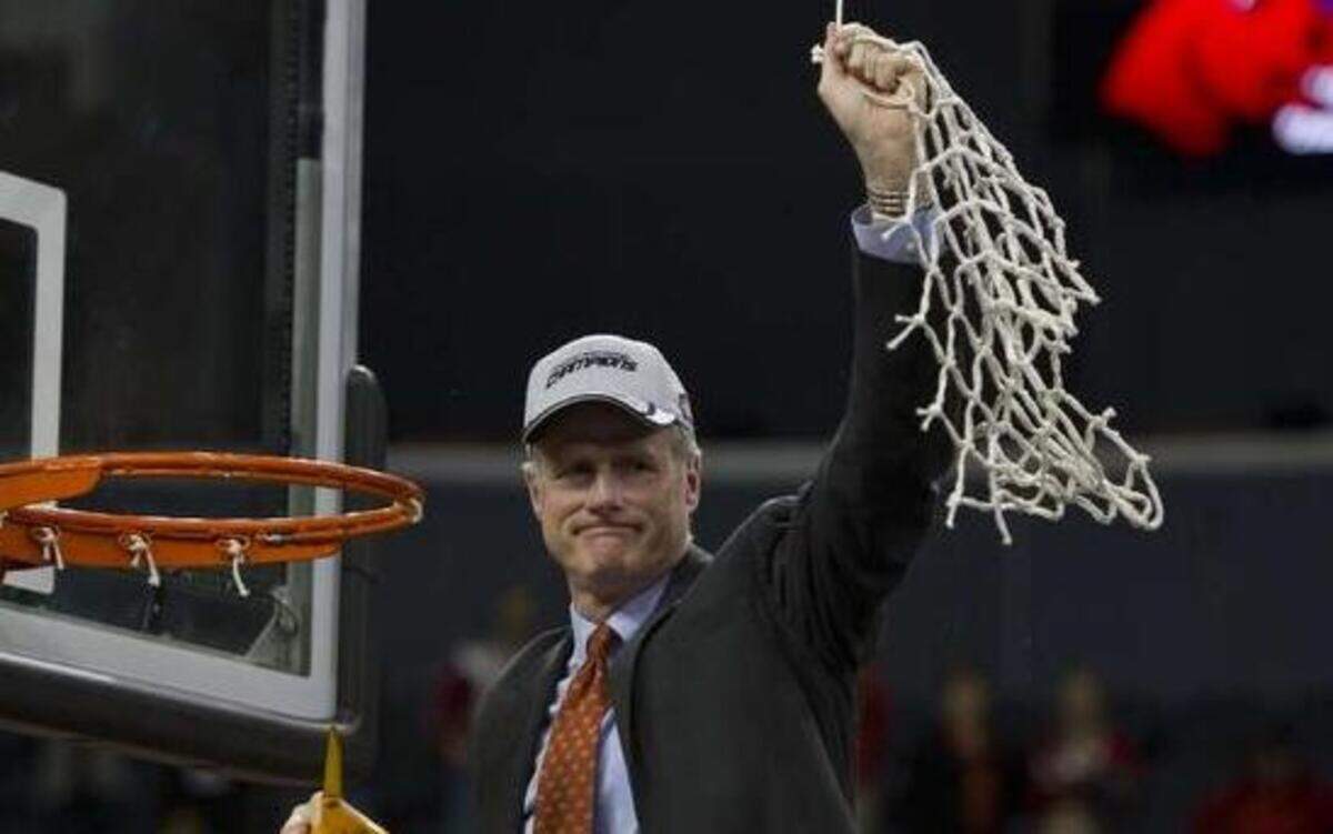 
Missouri coach Kim Anderson won the NCAA Division II title last season with Central Missouri with the help of a player who transfered from William Jewell. The Anderson era at MU opens Wednesday with an exhibition game against William Jewell.
