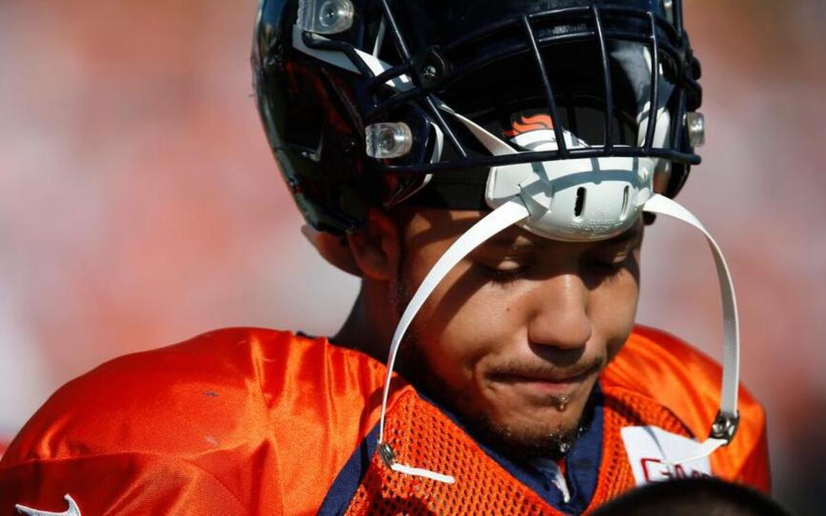 
Former Missouri defensive end Shane Ray was stopped for speeding and failure to drive in the right lane of a highway with two or more lanes April 27, three days before he was selected in the first round of the NFL Draft by the Denver Broncos. On Wednesday, a not-guilty plea was entered for Ray to to a charge of marijuana possession resulting from the traffic stop.
