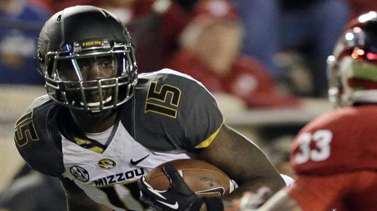 
Former Missouri wide receiver Dorial Green-Beckham, who was kicked of the team in April 2014, will enter the 2015 NFL Draft.


