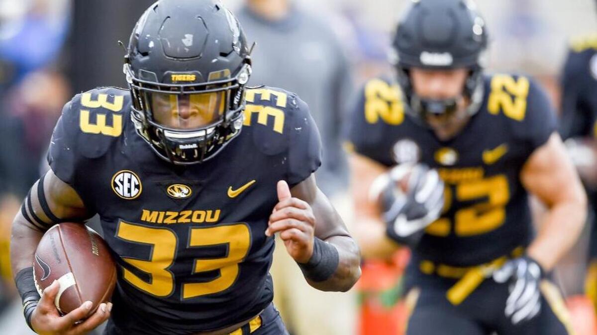 Missouri Tigers running back Larry Rountree III