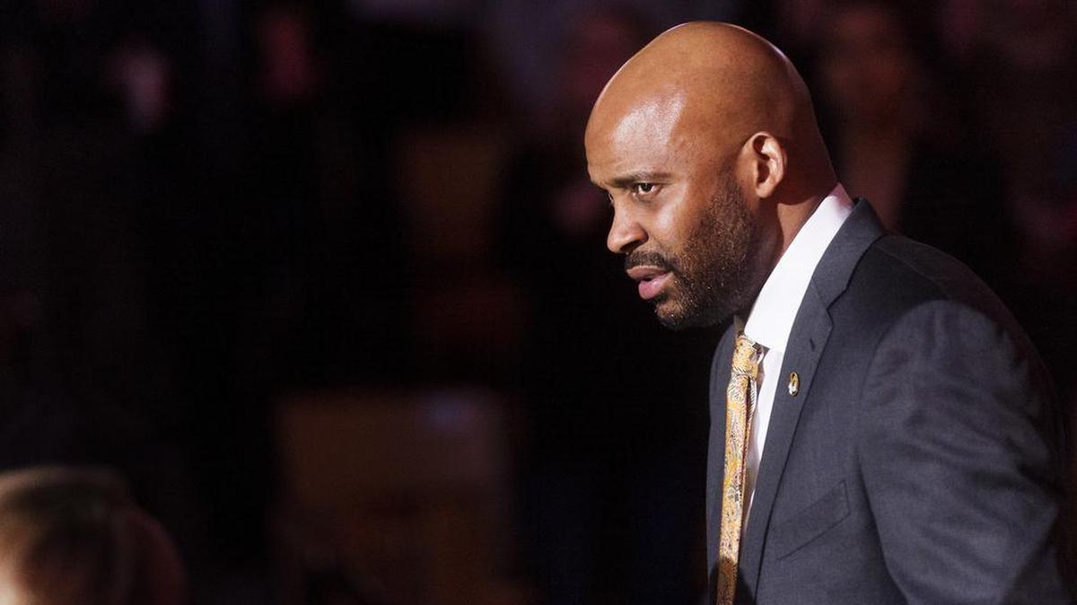 Missouri head coach Cuonzo Martin