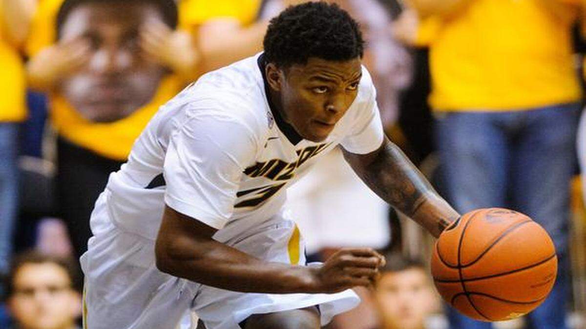 
Missouri’s Wes Clark ran the ball down the court in an exhibition game against William Jewell College on Wednesday night in Columbia.
