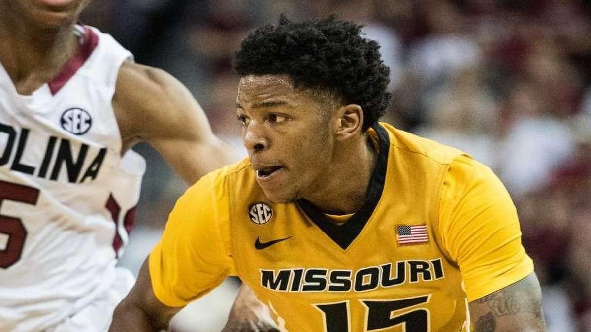 Missouri guard Wes Clark (right) scored 26 points against PJ Dozier and South Carolina in an 81-72 loss on Jan. 16.