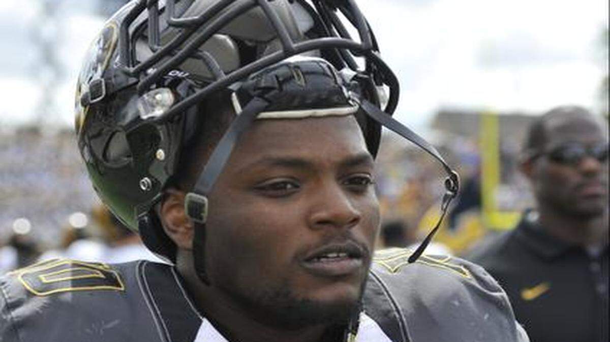 
Senior linebacker Kentrell Brothers finished with a team-high six tackles in Missouri’s half-scrimmage Saturday at Memorial Stadium in Columbia.
