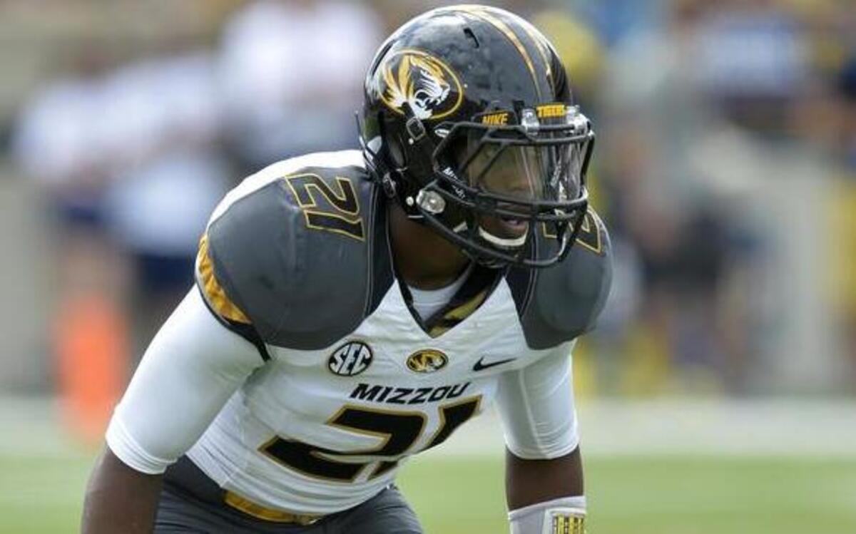 
Missouri safety Ian Simon 
