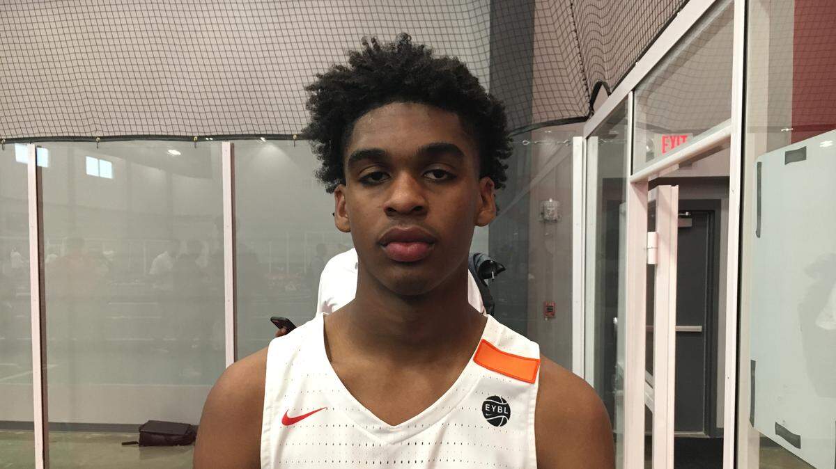 Josh Christoper, the cousin of Missouri strength coach Nicodemus Christopher, is a top-15 player in the 2020 class and already has Tigers coach Cuonzo Martin watching his games.