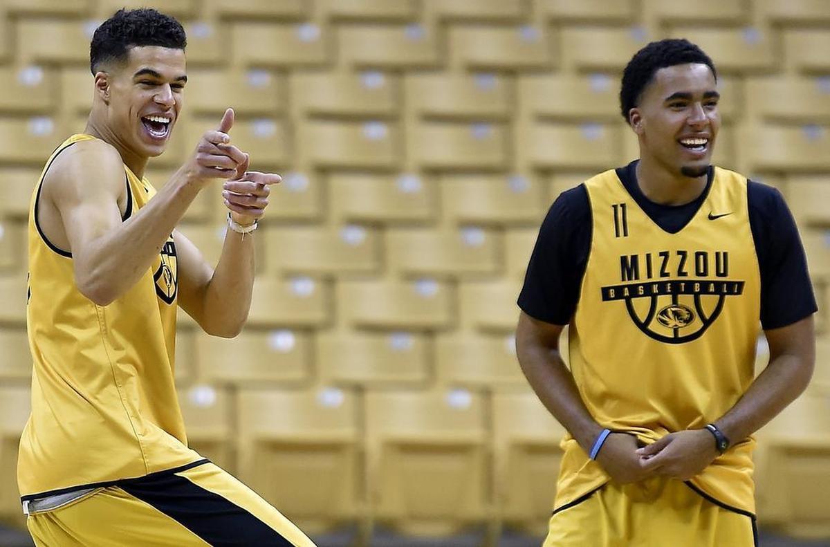 Jontay Porter (right) reclassified and passed up his senior season of high school basketball to play with his older brother Michael Porter Jr. at Mizzou. Save for two minutes of the regular season, that hasn’t happened as Porter Jr. recovers from back surgery.