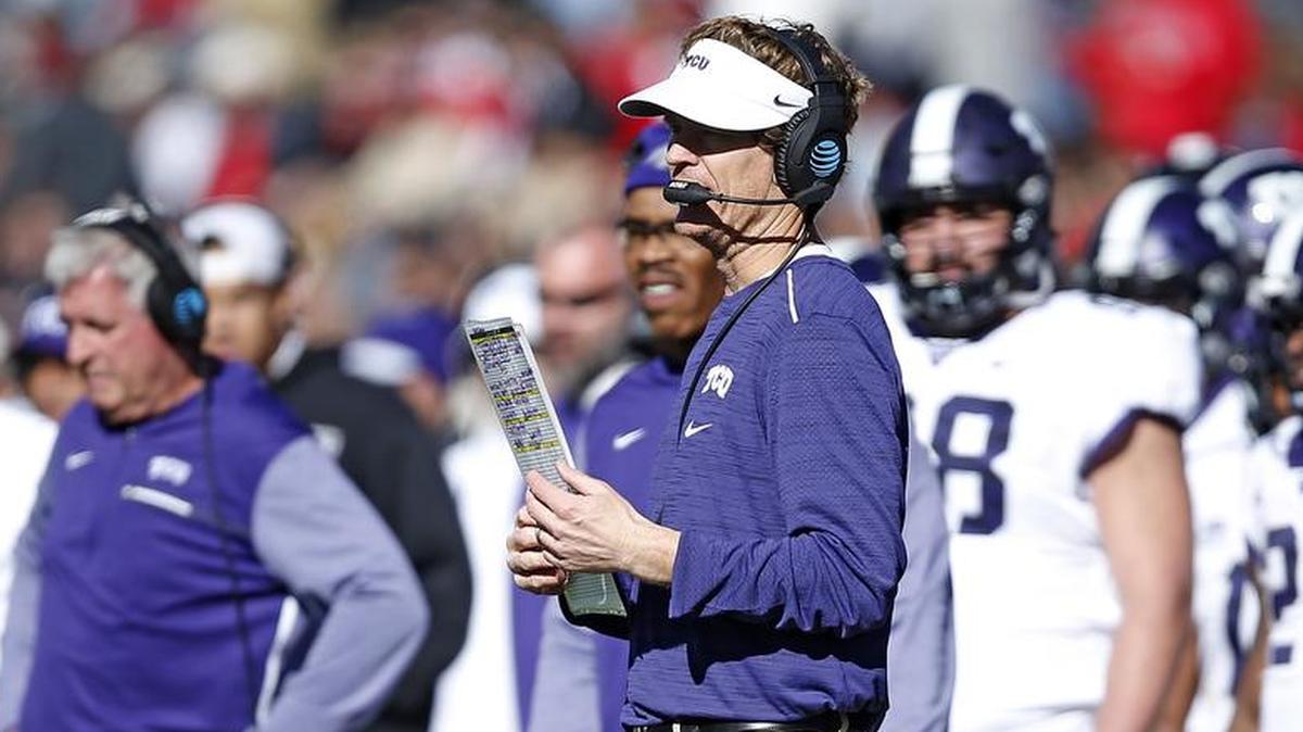 TCU offensive coordinator Sonny Cumbie