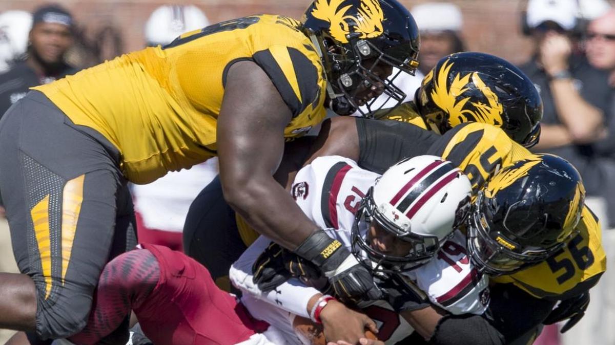 The Missouri defense smothered South Carolina quarterback Lorenzo Nunez during a game earlier this month.