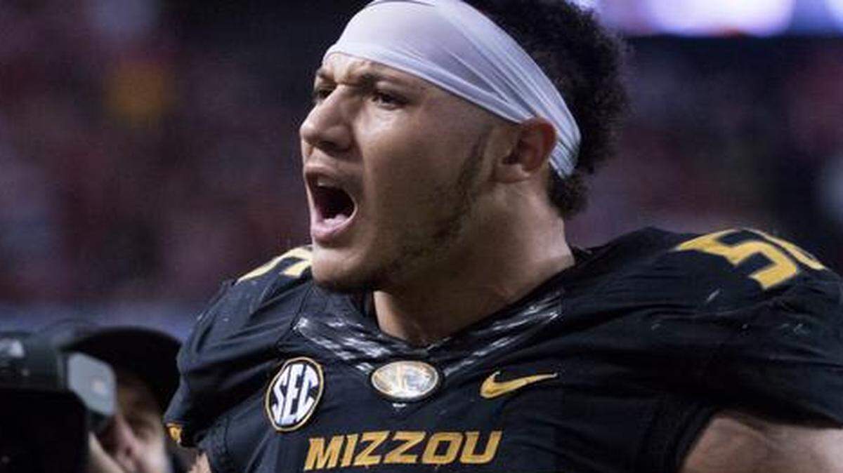 
Missouri Tigers defensive lineman Shane Ray wasn’t convinced his ejection for targeting Alabama quarterback Blake Sims in the second quarter of the SEC championship game Saturday in Atlanta was warranted.
