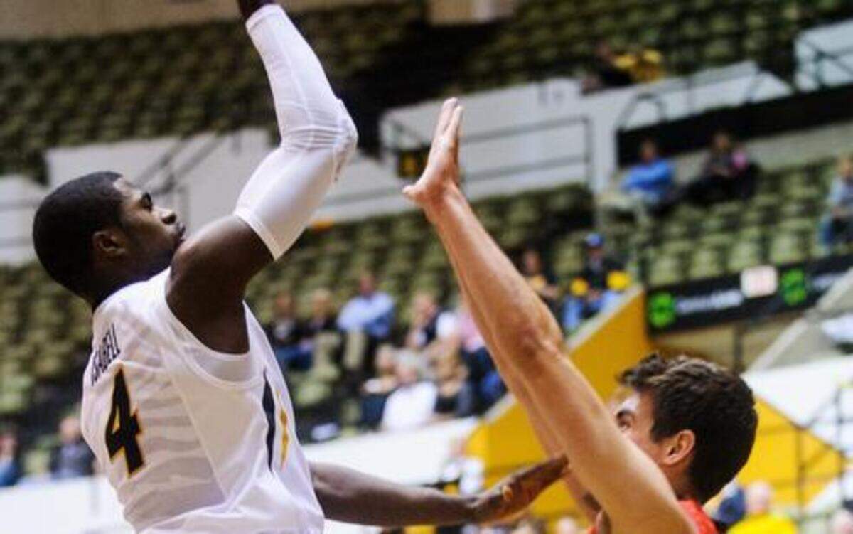 
Missouri’s Tramaine Isabell (left) took a shot over William Jewell’s Clint McCullough during a game last month.

