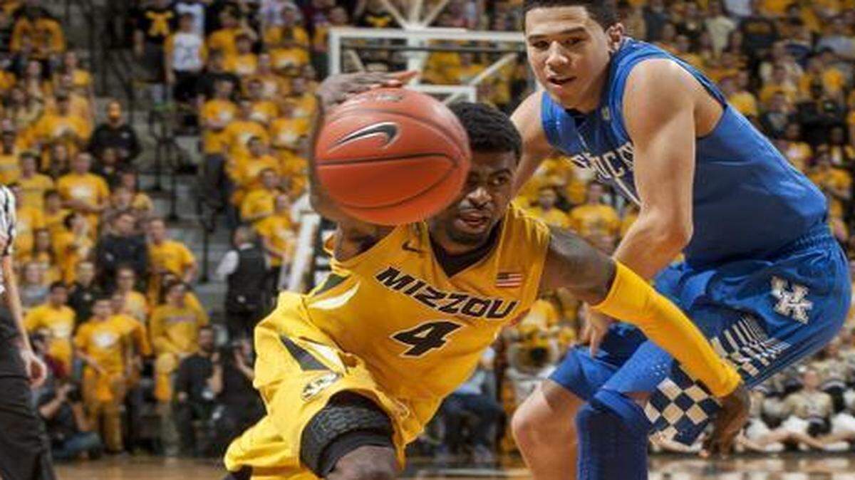 
Tramaine Isabell (left) remains suspended as Missouri heads to South Carolina for a 6 p.m. Tuesday game.

