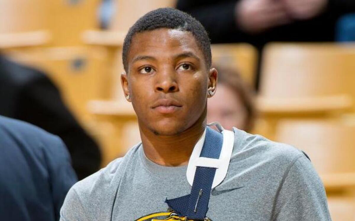 Missouri's Wes Clark who could only watch his team after injuring his elbow in February, says the time away from the court has helped him grow.