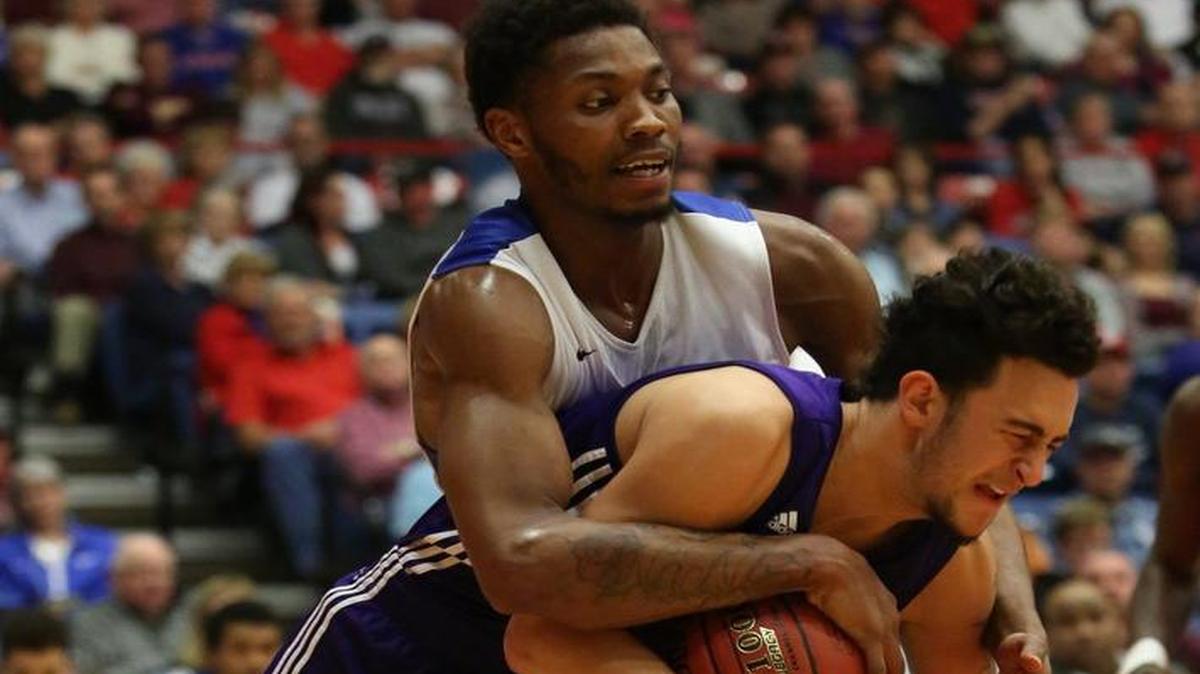 Ranger College’s Jordan Geist (bottom) will join the Missouri Tigers next season after his only junior-college season. During the NJCAA tournament last month, he tried to keep the ball from Hutchinson’s Shakur Juiston.