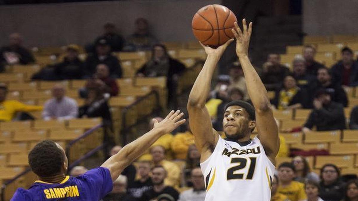 Missouri’s Jordan Barnett (right) is averaging 17 points and 9.3 rebounds since he was inserted into the starting lineup.