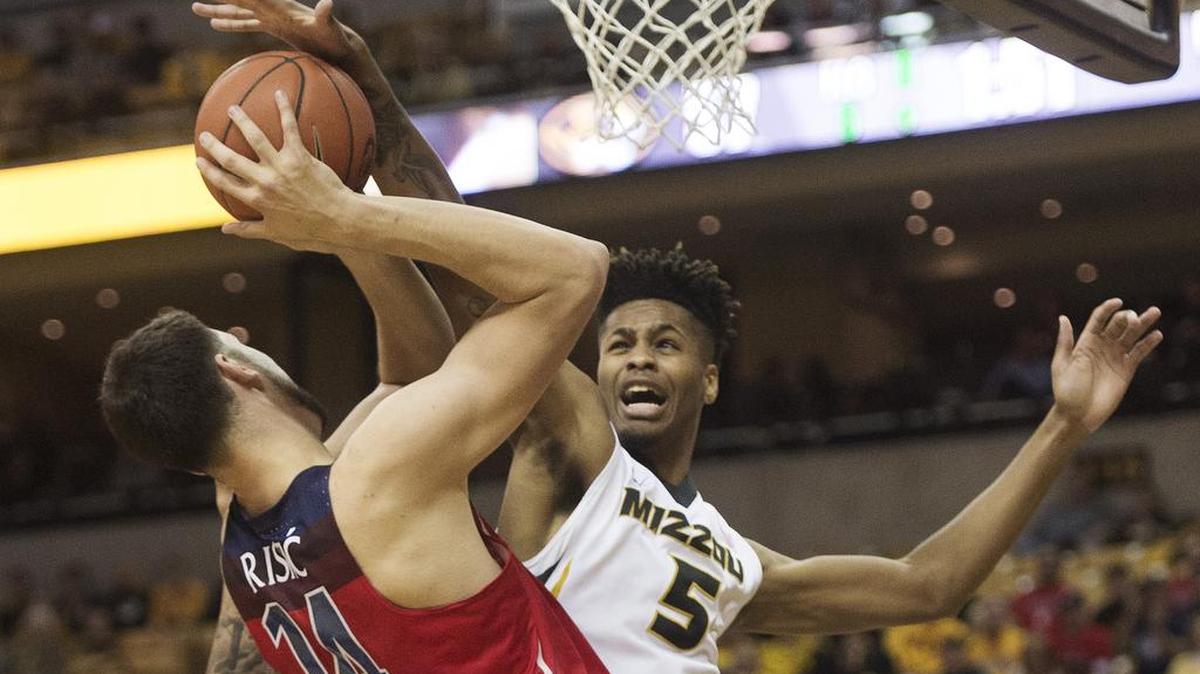 Mitchell Smith (right), who played for Missouri last season before he was injured, is expected to be redshirted this season.