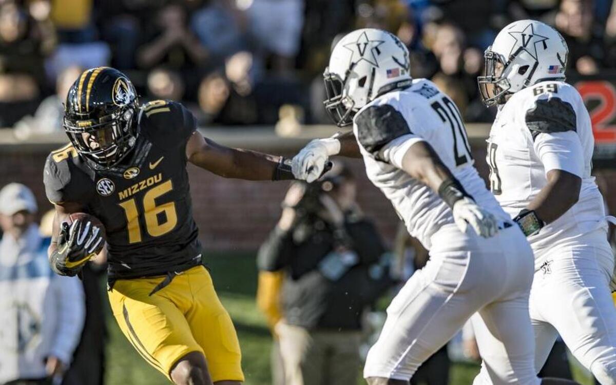 Missouri running back Damarea Crockett scored a touchdown that gave the Tigers the lead in the first quarter of Saturday’s game against Vanderbilt in Columbia.