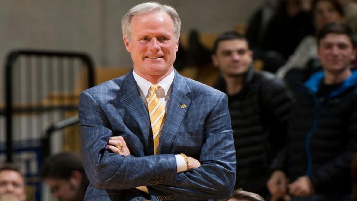 Missouri had used the same starting lineup for seven consecutive games, but coach Kim Anderson shook things up Tuesday against Arkansas-Pine Bluff. Freshman guard K.J. Walton and junior forward Russell Woods were inserted as starters.