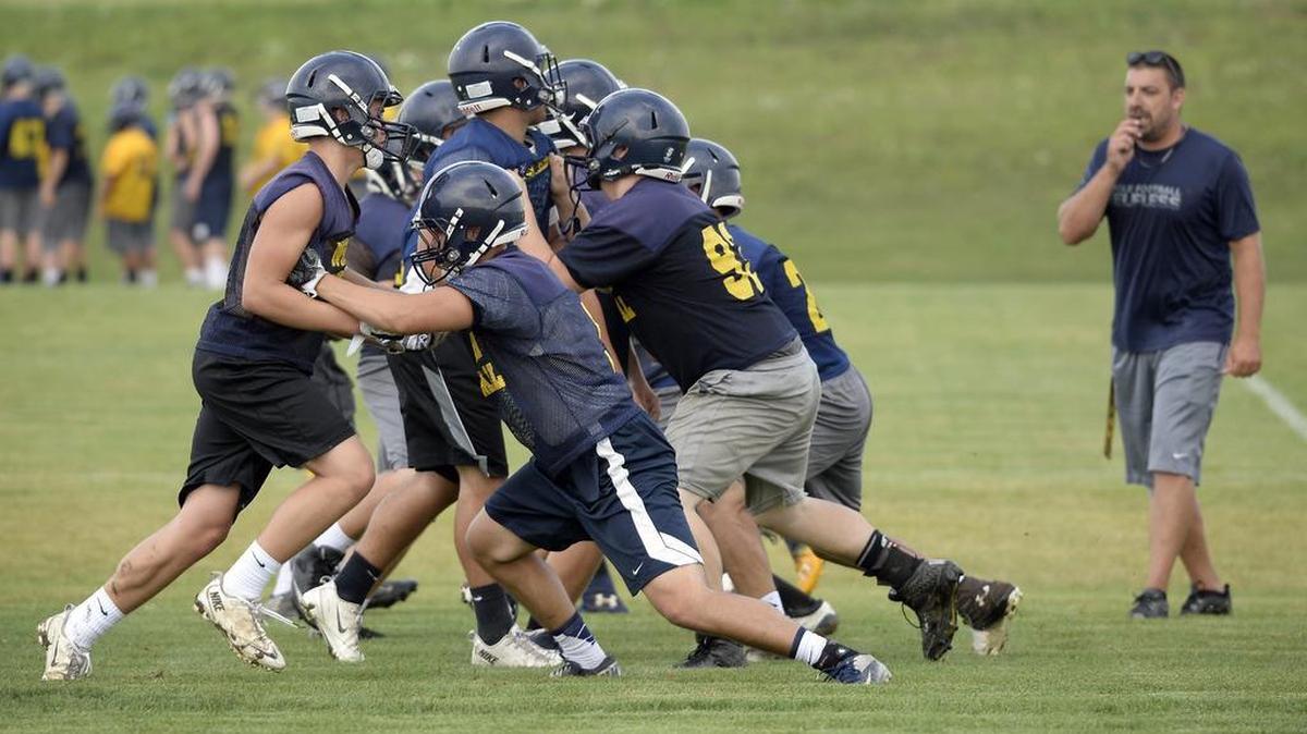 Concussion expert Robert Cantu advocates that tackle football shouldn’t be played until at least 14 years old and full-contact drills should be greatly limited in high school and college.