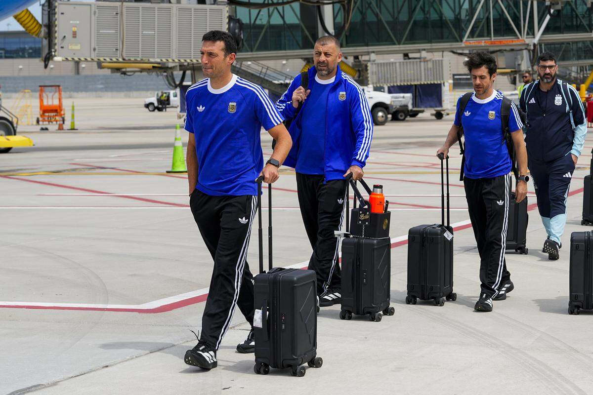 Manager Lionel Scaloni of Argentina arrives with staff for the 2026 FIFA World Cup at Kansas City International Airport on May 31, 2026 in Kansas City, Missouri.