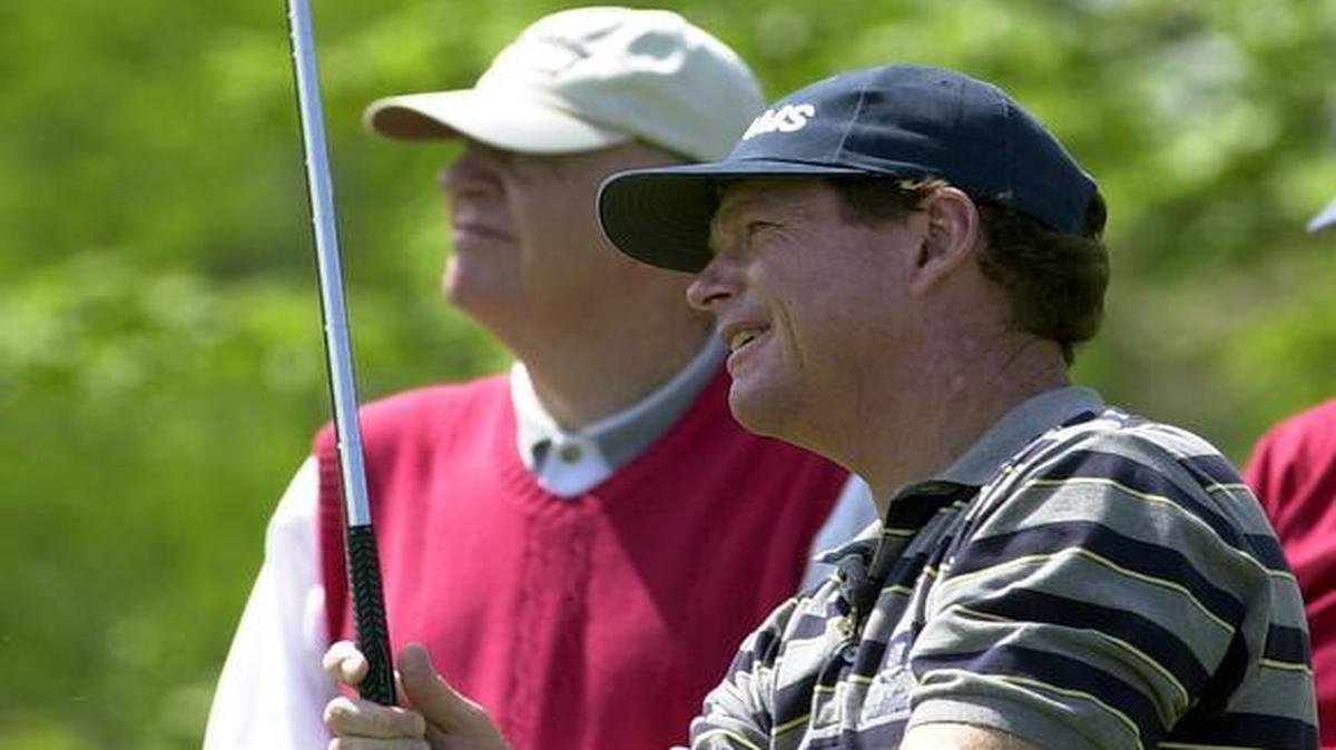 
Tom Watson (right) and Stan Thirsk followed a drive by Watson while playing at the Tiffany Greens Golf Club in 2000. Thirsk, who is credited with teaching Watson the finer points of the game, died Saturday at age 87.

