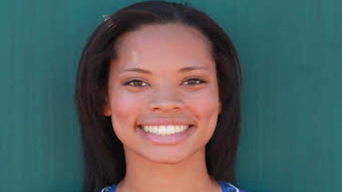 
Alyvia Simmons

