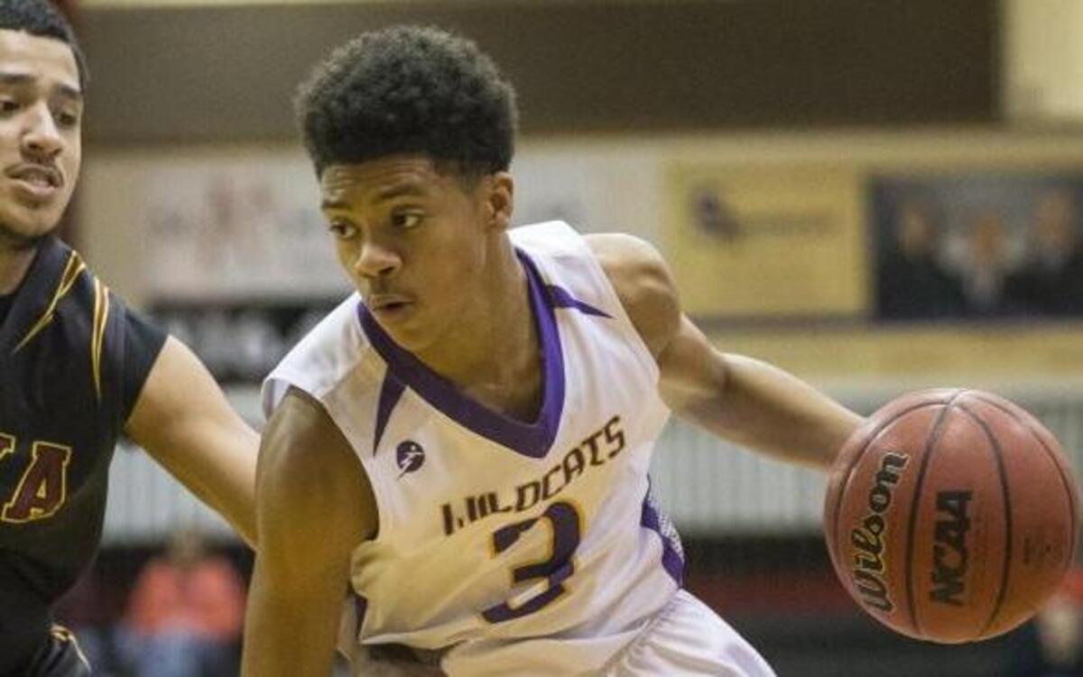 RJ Lawrence (right) returns this season for Blue Springs.