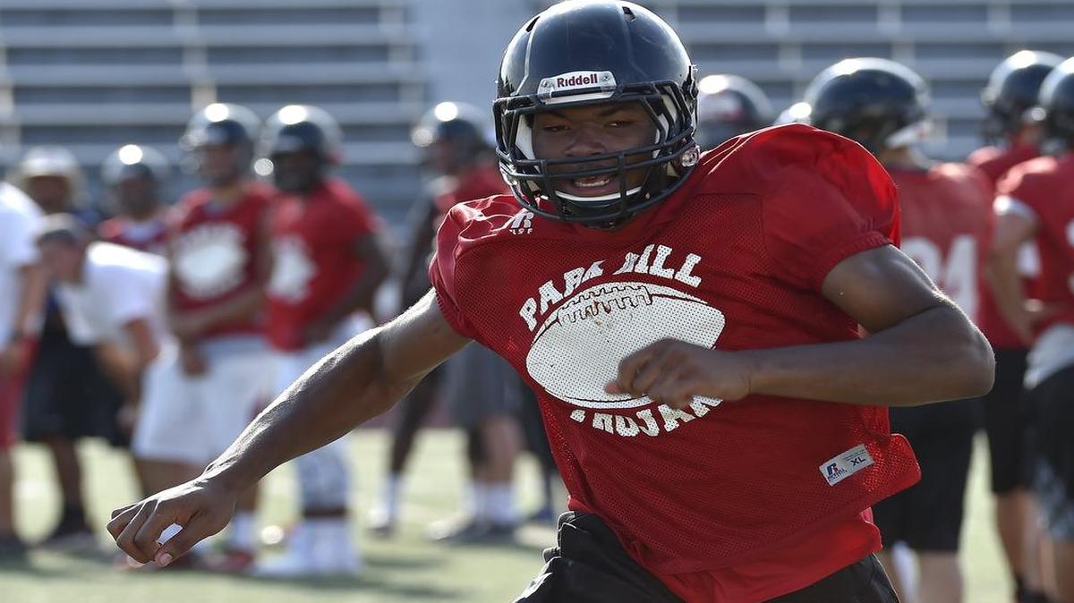
Park Hill football coach Josh Hood believes he has four Division I players on his defense, led by top junior recruit Chester Graves (above). The Trojans are the No. 2-ranked team in the Missouri Class 5 preseason media poll.
