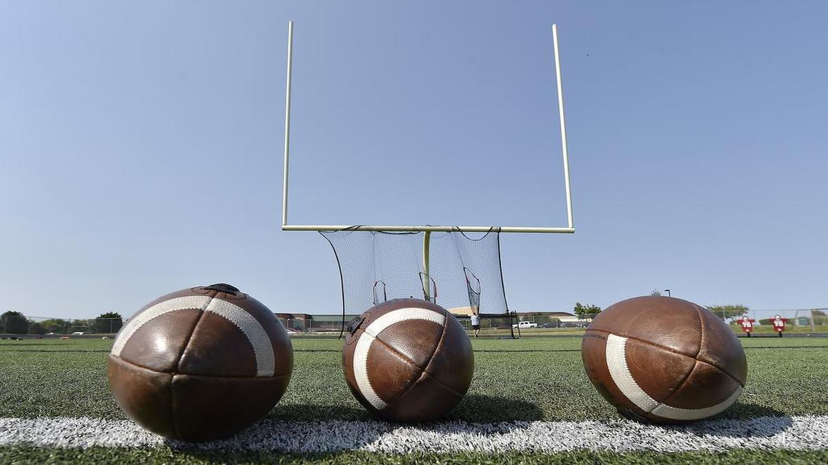 Here is this week’s high school football schedule and scoreboard.