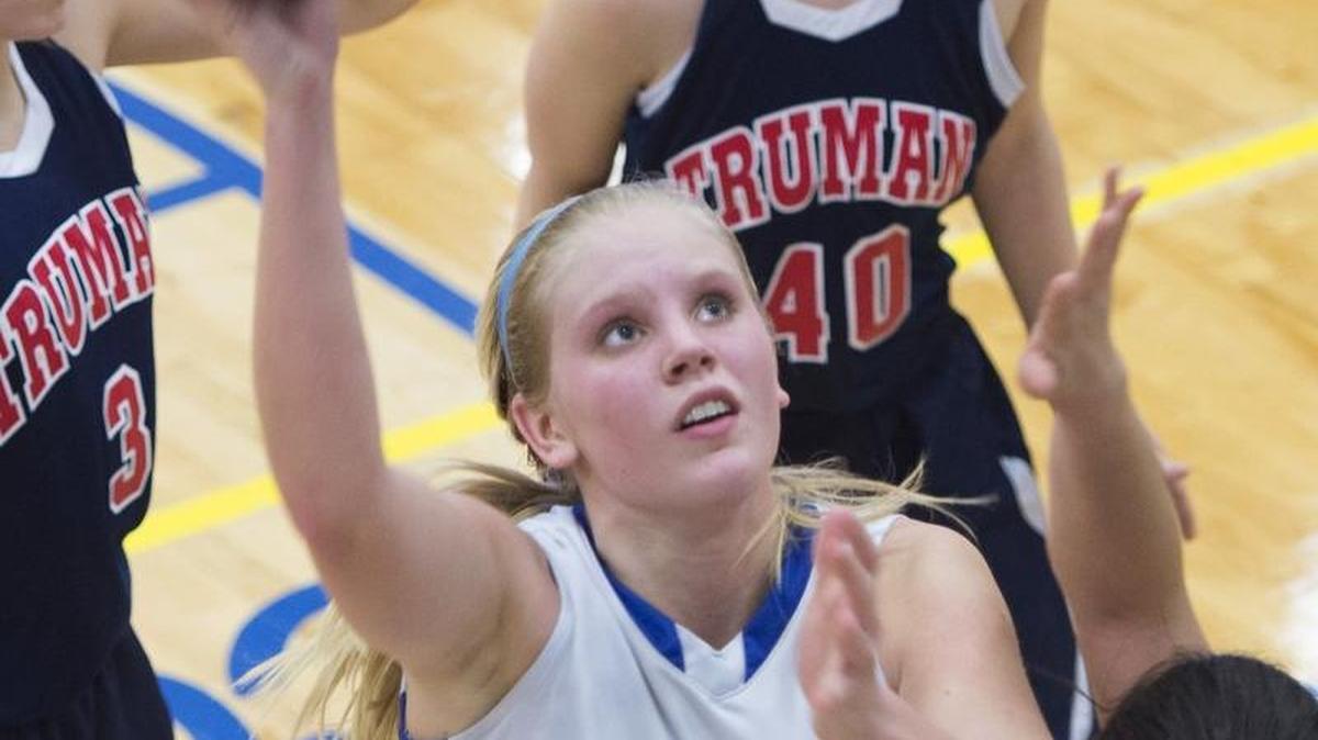 Liberty senior Morgan Fleming won the DiRennna Award after leading the Bluejays to a second straight Missouri Class 5 Final Four appearance.