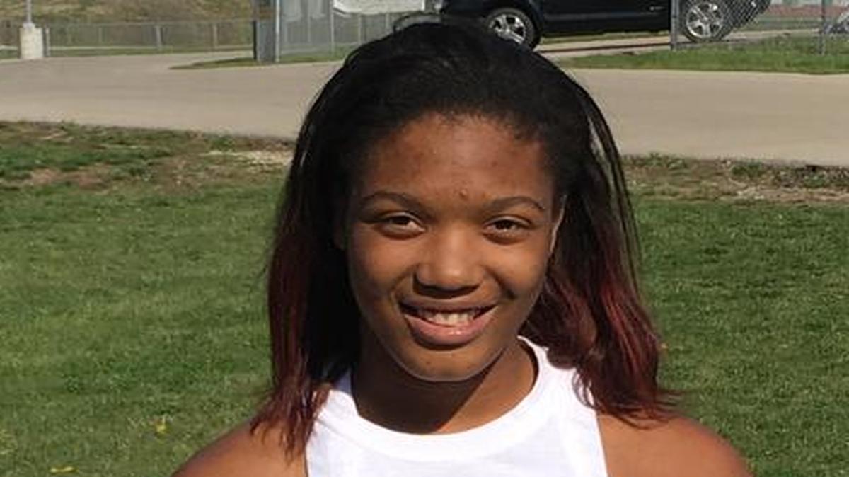 Makayla Kelby of Lee’s Sumit West High School