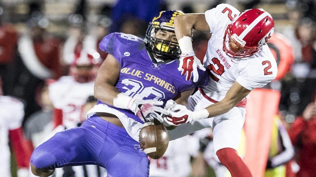 Kirkwood’s Joseph Jordan III (right) broke up a pass intended for Blue Springs’ Caleb Marquez in the Missouri Class 6 state championship game Friday in Columbia.