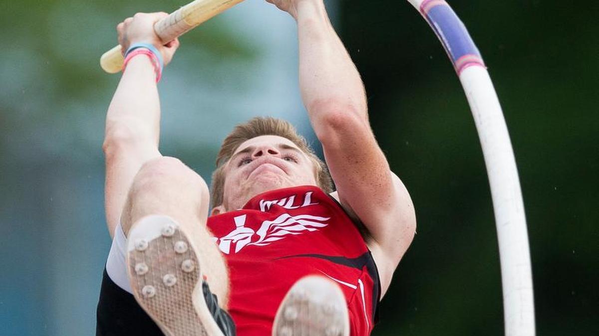 
Christopher Nilsen of Park Hill set a state-meet record by clearing 17 feet in the pole vault Friday in Jefferson City.
