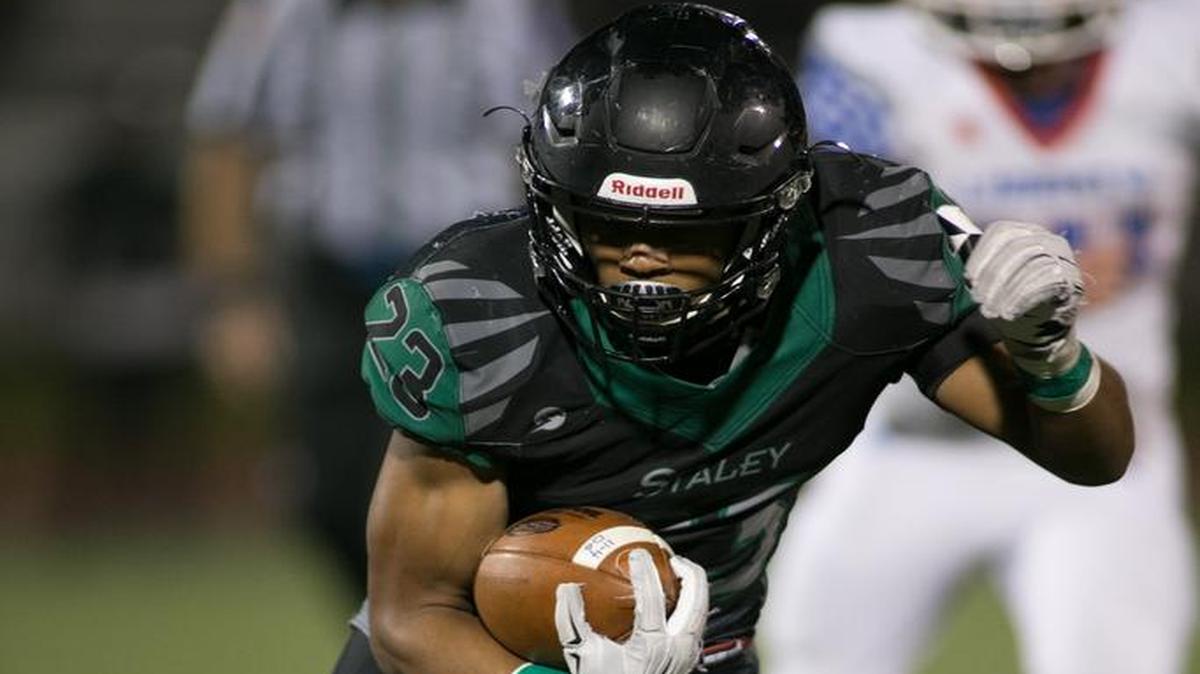 Staley’s Julian Ross rushed for 205 yards on Friday night against Liberty.