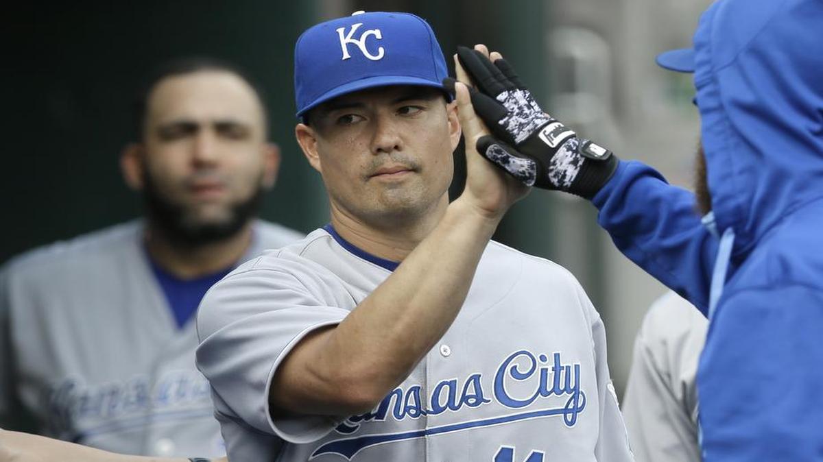 Royals pitcher Jeremy Guthrie gave up only two runs in 7.1 innings in a 6-2 win over the Tigers on May 9.
