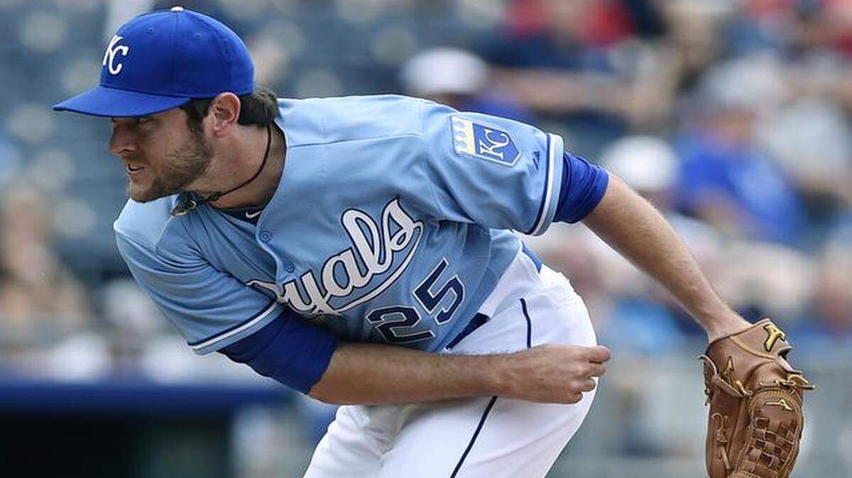
Kansas City Royals relief pitcher Casey Coleman was 1-0 with a 4.07 ERA in ten appearances for the Royals last season.


