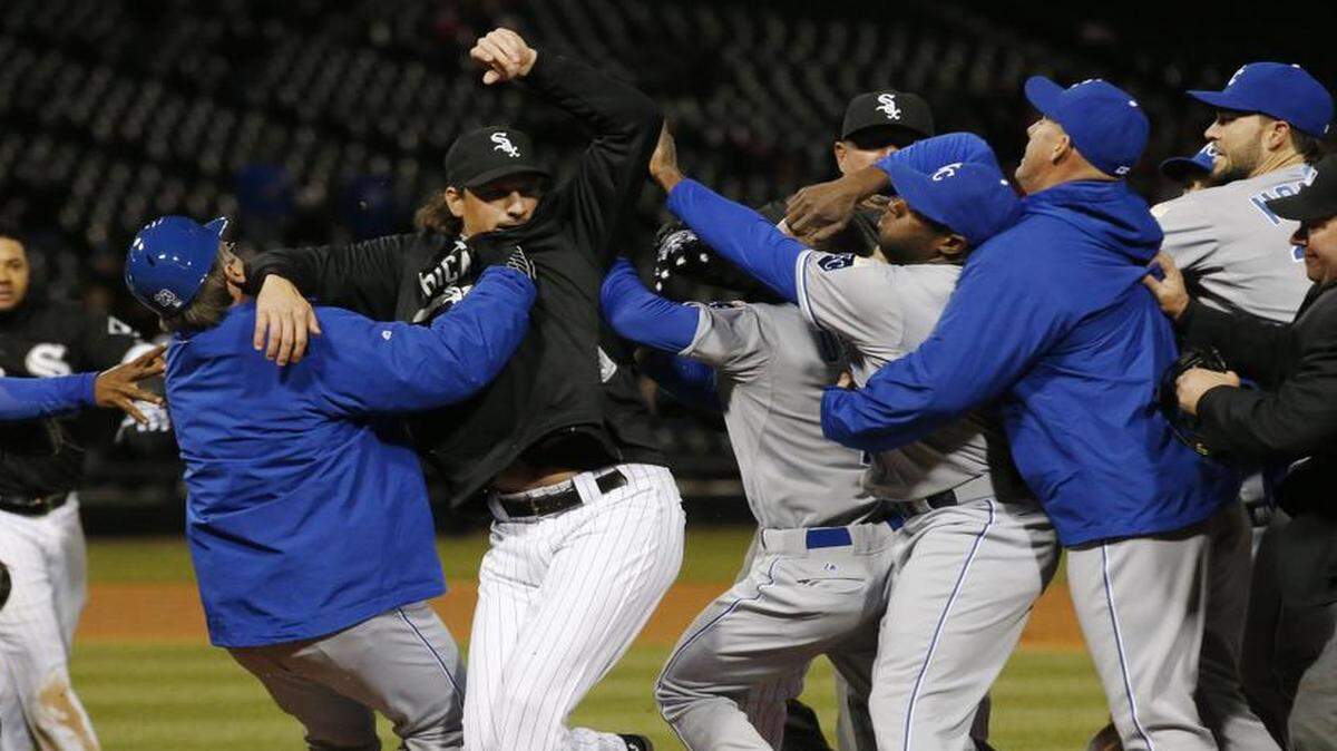 
Chicago White Sox pitcher Jeff Samardzija (center) was suspended five games for his role in Thursday’s scuffle with the Royals.
