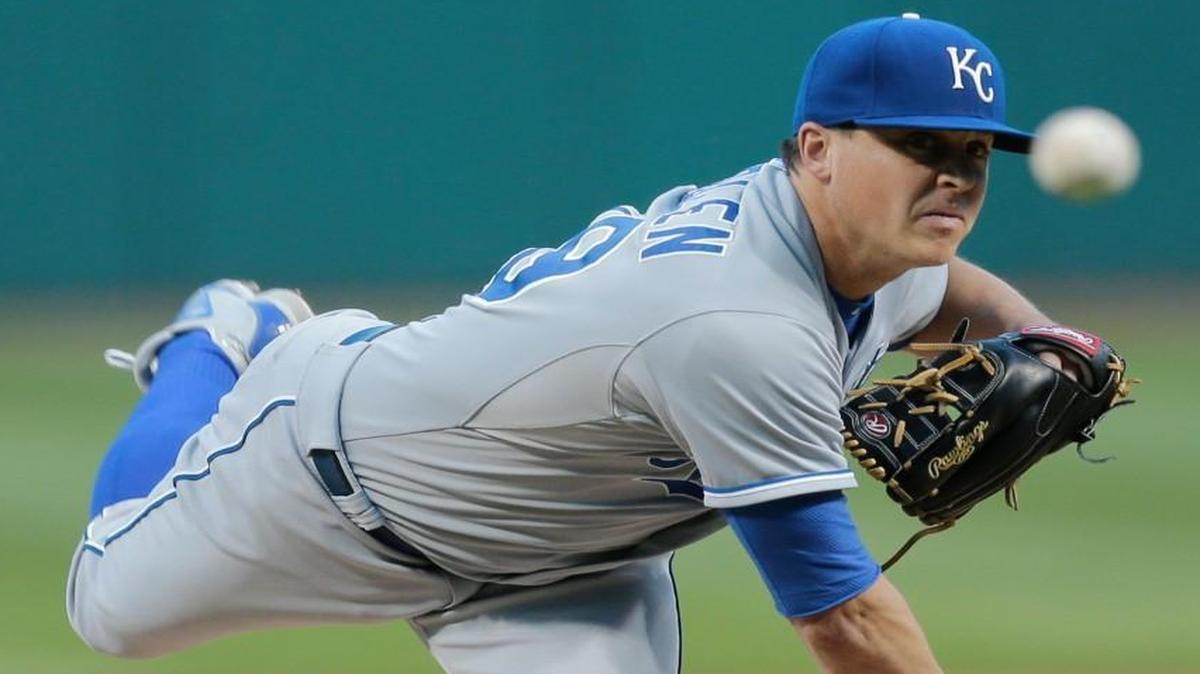 
The Royals collected a 2-0 decision over the Indians 2-0 on Tuesday night in Cleveland, and Kansas City starter Kris Medlen delivered an impressive exhibition in his bid for the team’s playoff rotation.
