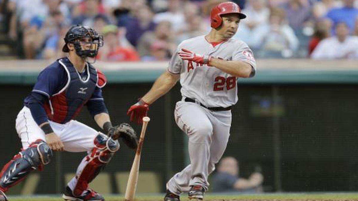 
The Angels' Raul Ibanez (28) batted against the Indians in a baseball game on June 17 in Cleveland.
