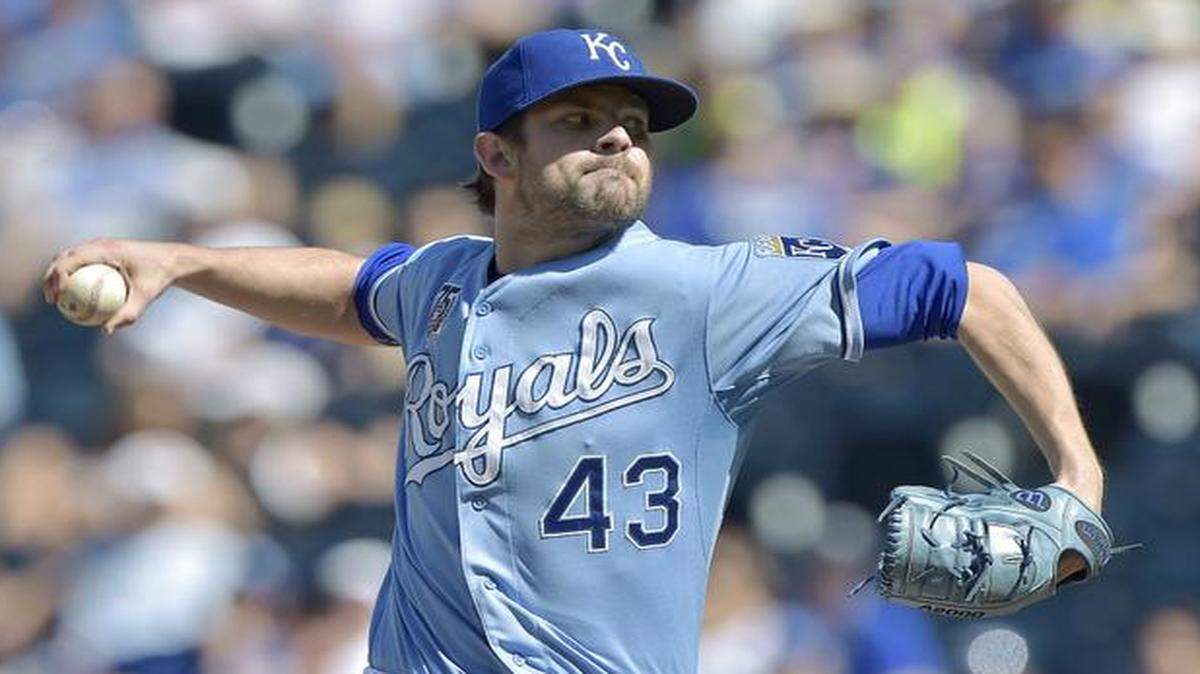 
Kansas City Royals relief pitcher Aaron Crow was on the American League All-Star team in 2011.
