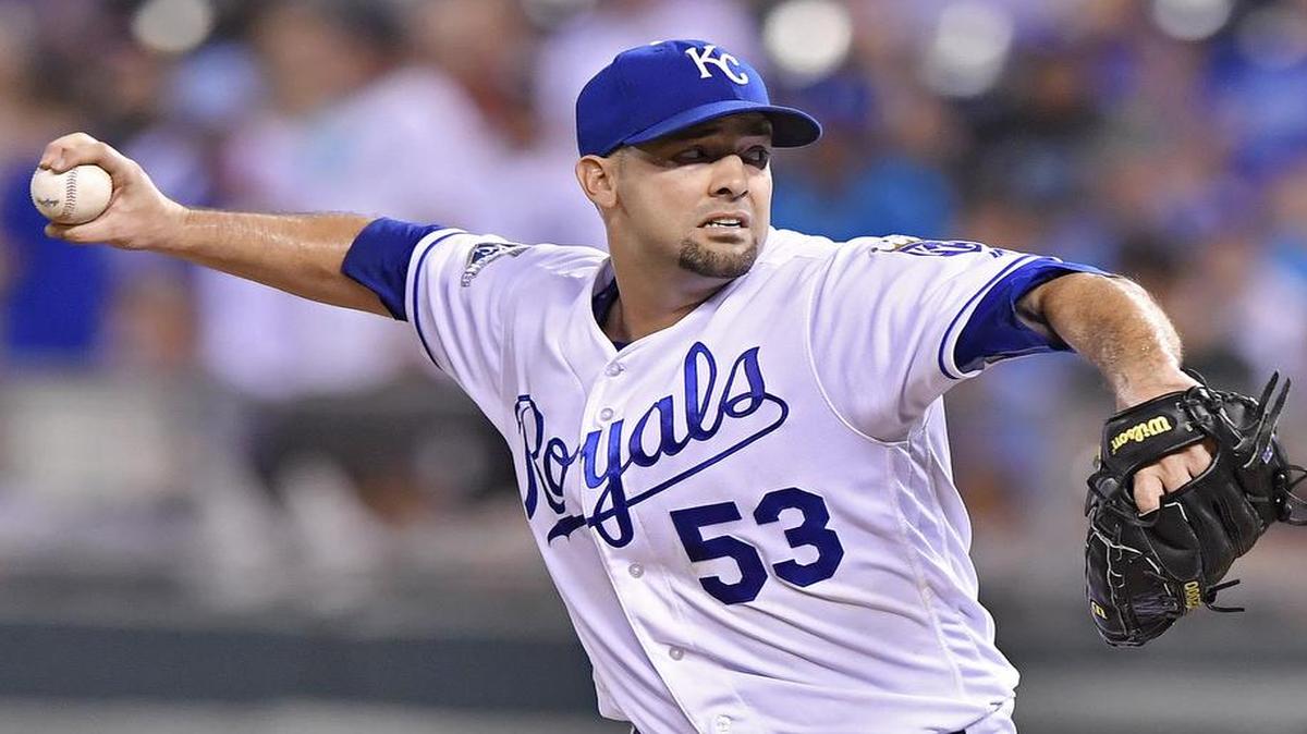 Dillon Gee is now a free agent.