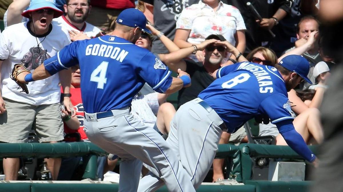 Royals left fielder Alex Gordon (left) and third baseman Mike Moustakas collided in the eighth inning May 22 at U.S. Cellular Field.
