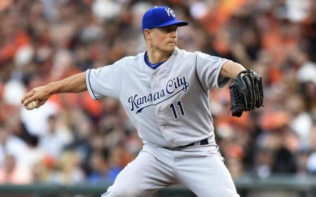 
Royals starter Jeremy Guthrie got the win in game three in his first World Series appearance.


