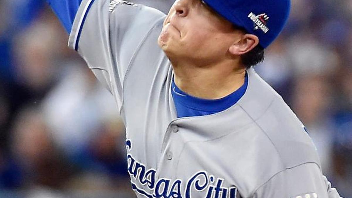 
The Royals’ Kris Medlen didn’t show much rust while pitching for the first time in 18 days on Monday night against the Toronto Blue Jays.
