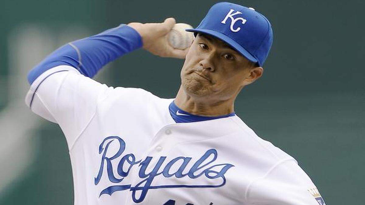 
Jeremy Guthrie is set to take the mound tonight for Kansas City as the Royals host the Texas Rangers for the second game of a three-game series.
