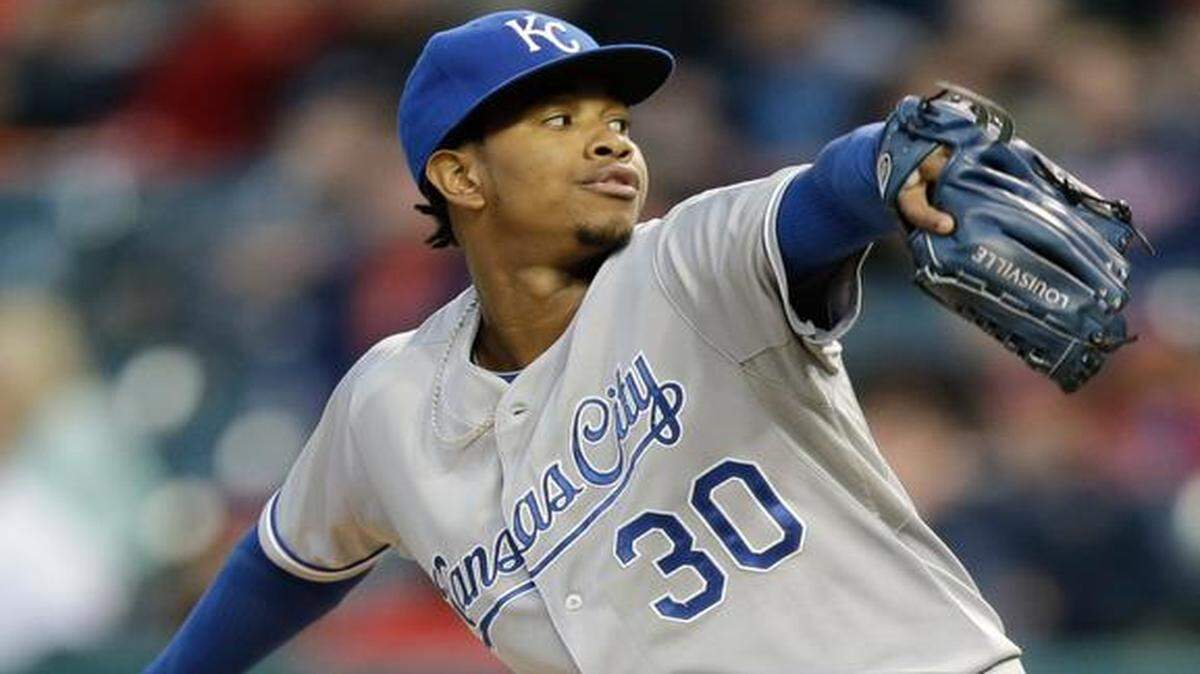 
Royals starter Yordano Ventura shut out the Indians in seven innings of work and allowed only four hits on Tuesday night in Cleveland.
