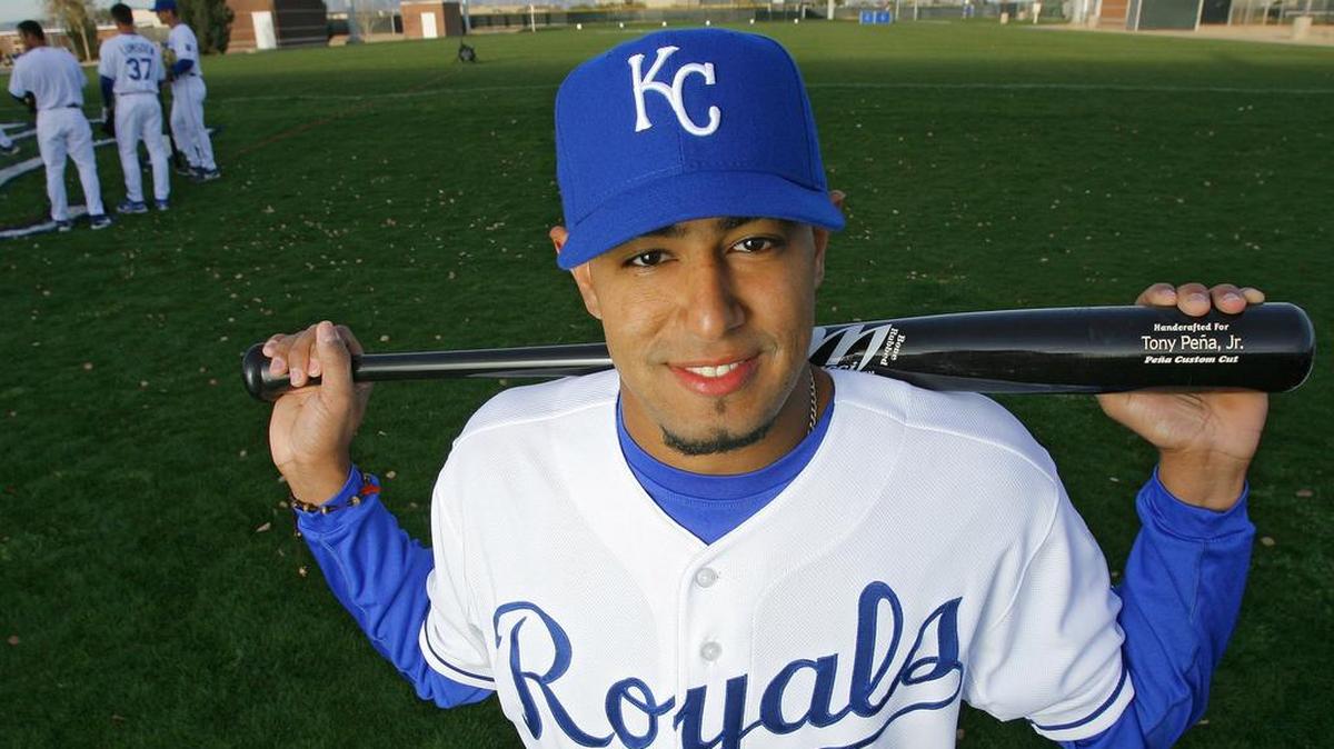 Former Royals shortstop Tony Pena Jr. will take over as manager of the club’s Rookie-level Surprise team.