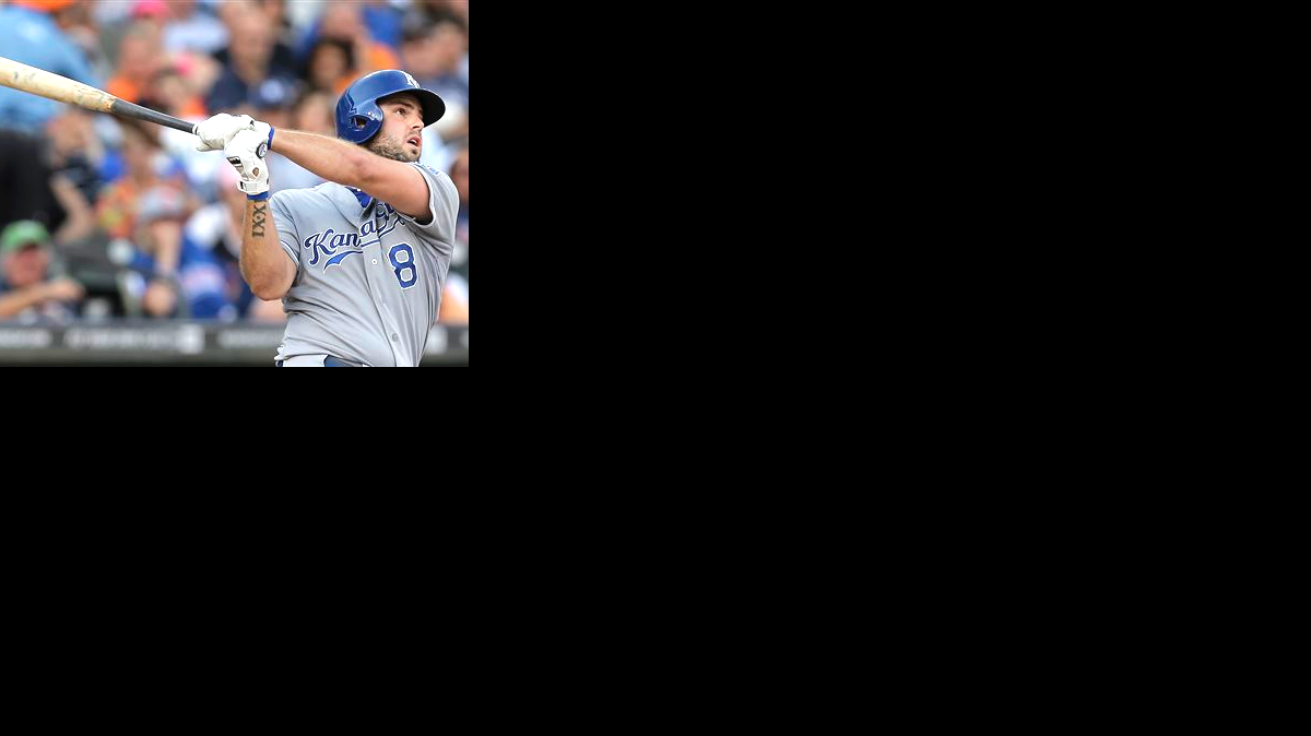 
Kansas City Royals' Mike Moustakas hits a two-run home run against the Detroit Tigers in the second inning of a baseball game in Detroit, Tuesday, June 17, 2014. 
