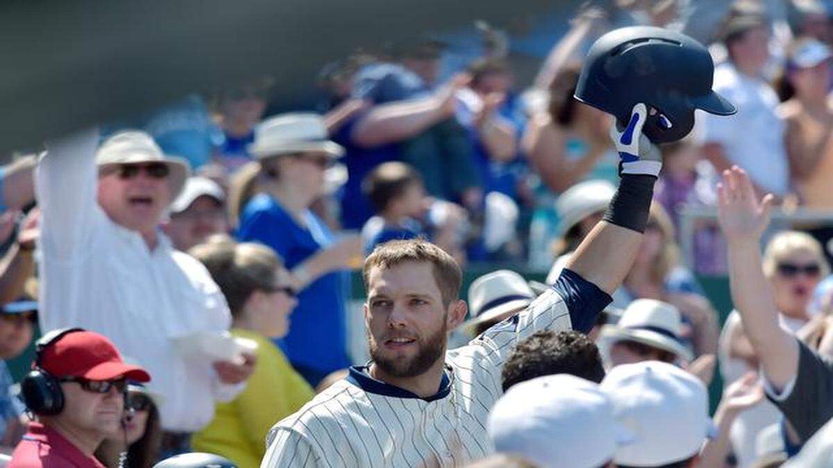 
Alex Gordon (above) took a curtain call in the seventh inning after his second three-run homer. The first (below) came in the fifth.


